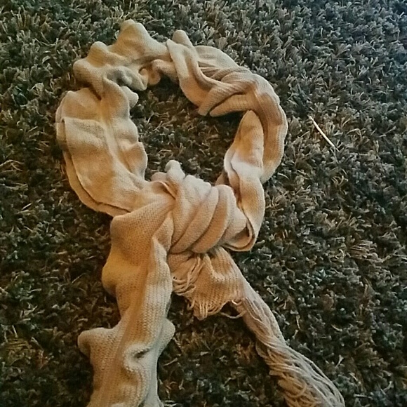 Wet Seal Scarf