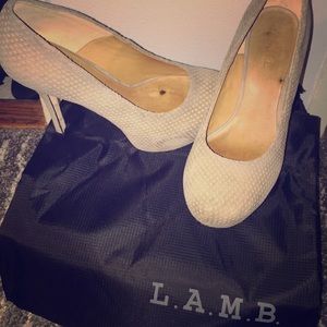 *SOLD *Killer Tan Heels