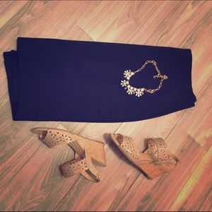 LOFT Linen Pencil Skirt