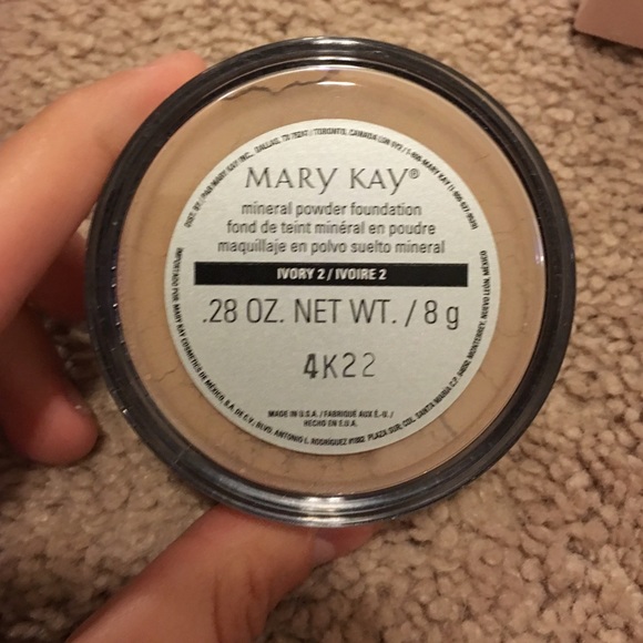 Mary Kay mineral powder foundation