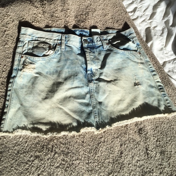 Denim skirt
