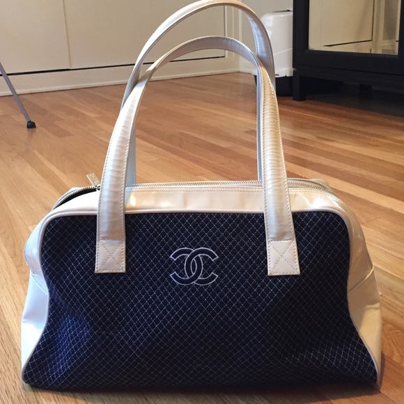 Chanel purse