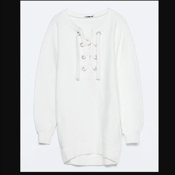 Zara white sweatshirt SZ small
