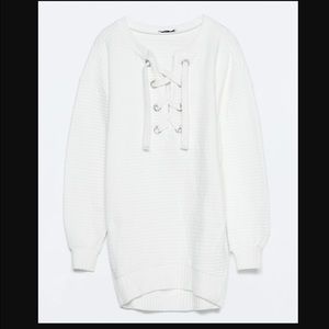 Zara white sweatshirt SZ small