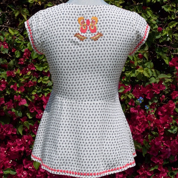 THML Embroidery top - Picture 2 of 3