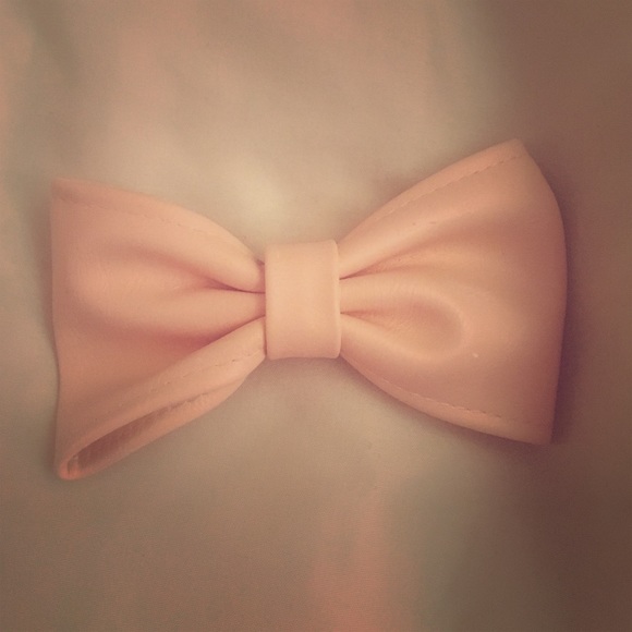Hair bow