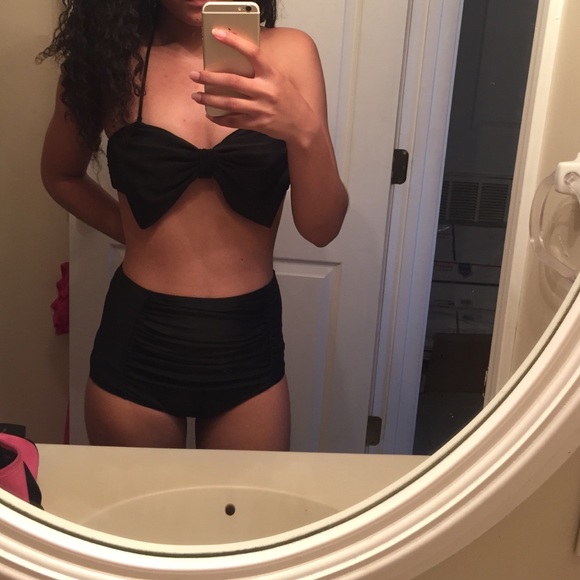 High Waisted Swim Suit 😍 - Picture 4 of 4