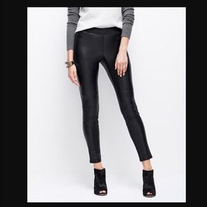 Ann Taylor faux leather leggings SZ 2