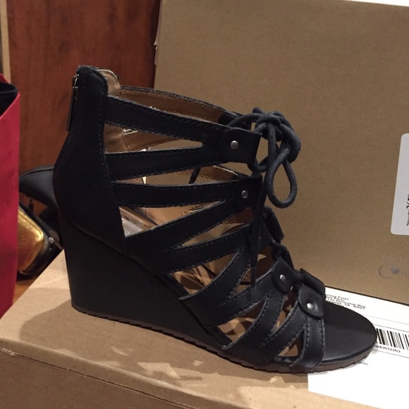 DV gladiator wedge sandals