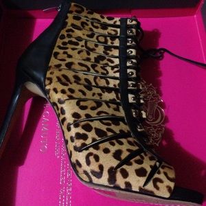 Vince Camuto NWOB fits10 perfect For @macg