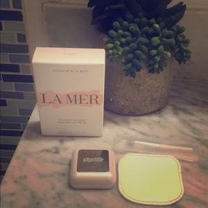 La Mer - concealer in medium
