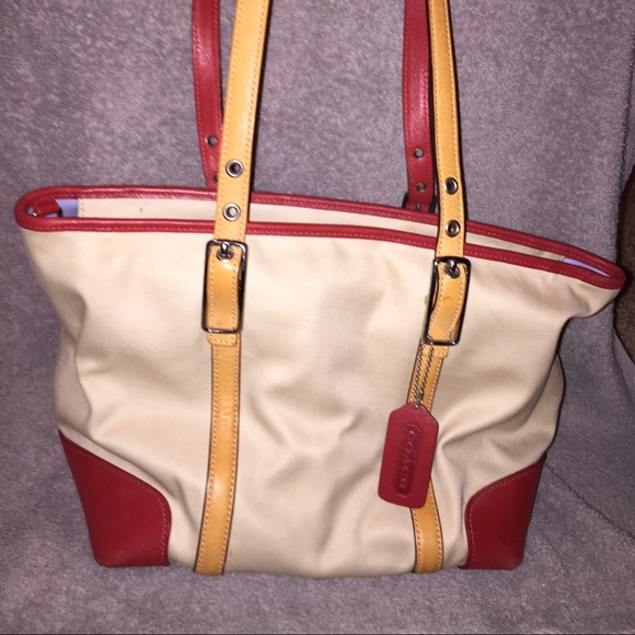 Red cream tote