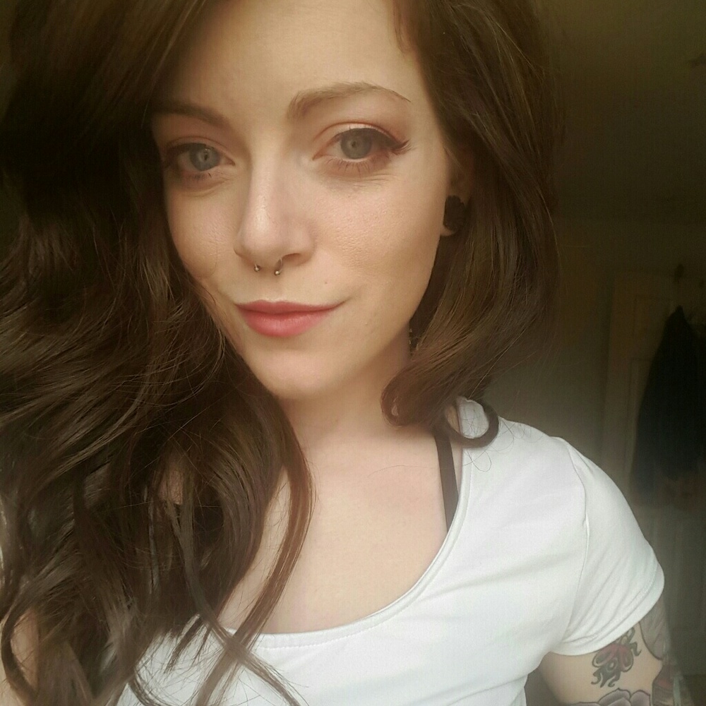 Meet your Posher, Megan