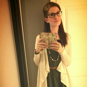 Meet your Posher, Ally