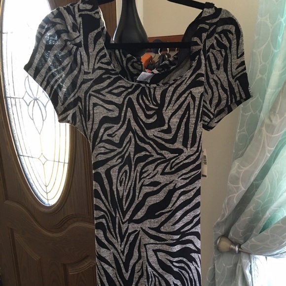 Dress never worn