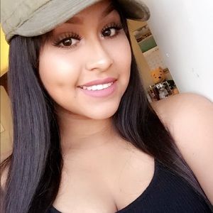 Meet your Posher, Jazmin