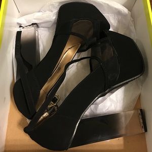 Platform heels
