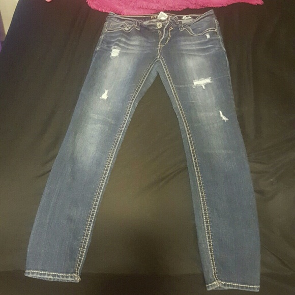 Skinny blue jeans