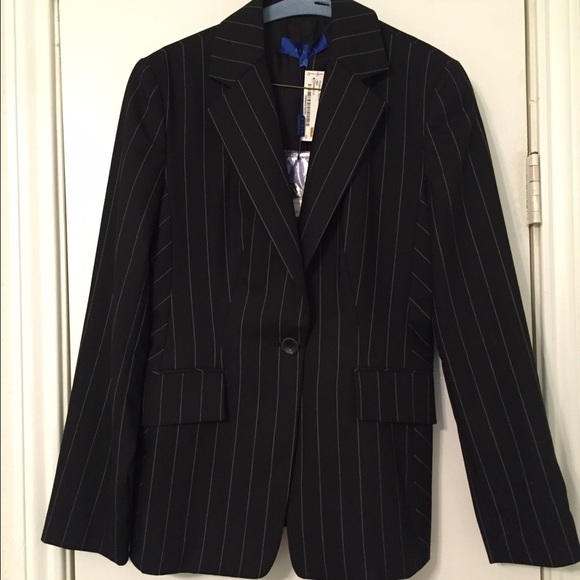 Pinstripe blazer - Picture 2 of 4