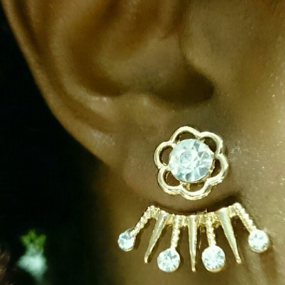 Double sided  gold flower earrings - Picture 2 of 3