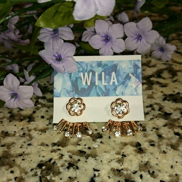 Double sided  gold flower earrings - Picture 3 of 3