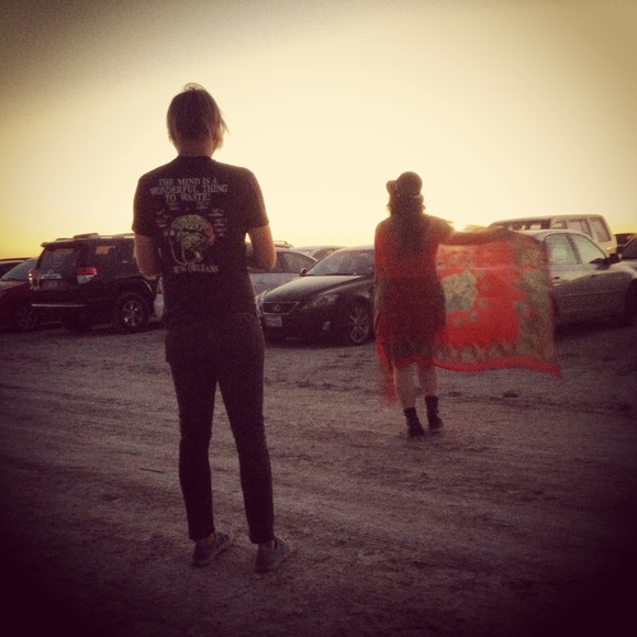 Meet your Posher, Elizabeth - Picture 2 of 4