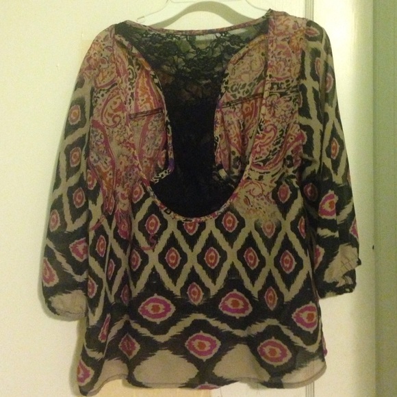 Patterned Blouse - Picture 2 of 2
