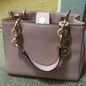 Michael kors light pink purse