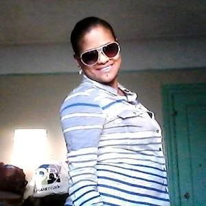 Meet your Posher, Deyanira