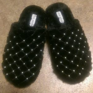Steve Madden Black Slippers
