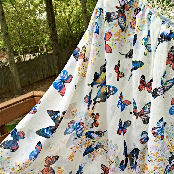 Stunning Butterfly peasant blouse! LAST ONE!! - Picture 4 of 4