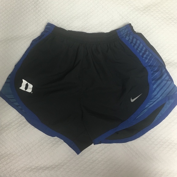 Great condition Nike shorts - Picture 1 of 3