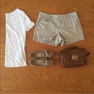 Loft khaki riviera shorts 4" inseam Loft khaki riviera shorts 4" inseam