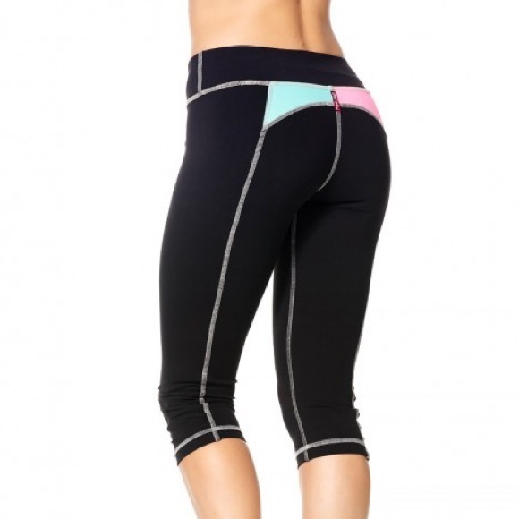 Hard Tail Capri