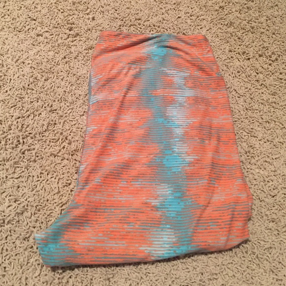 Lularoe Tall and Curvy leggings