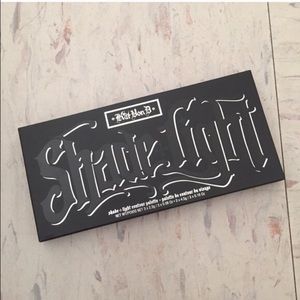 Kat Von D Shade + Light Palette