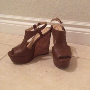 Jessica Simpson wedges