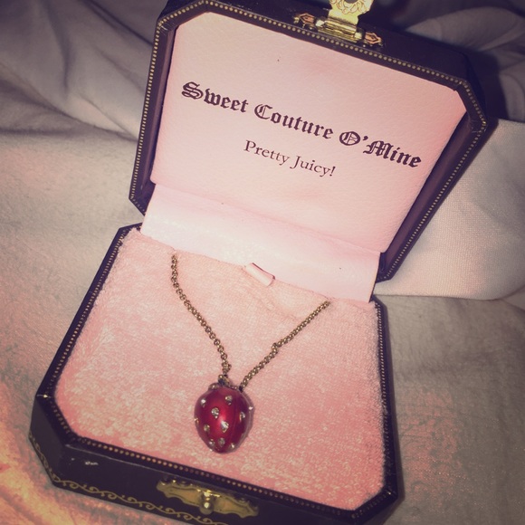 Juicy necklace