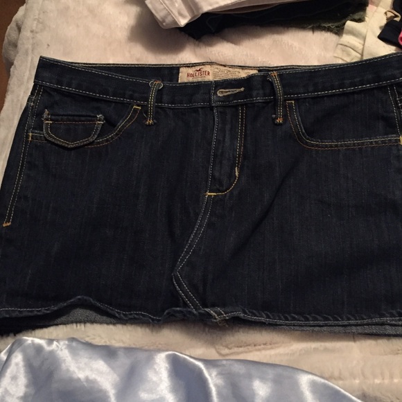 Hollister jeans skirt