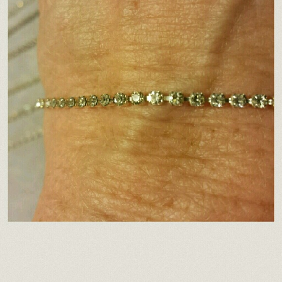 Bracelet Premier Design Hostesses only!