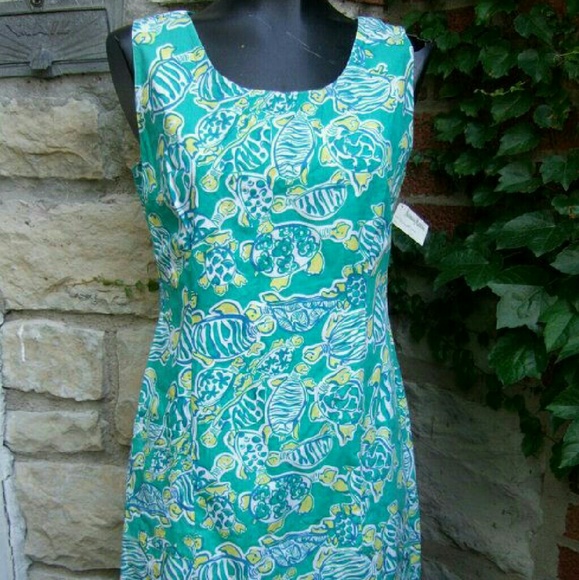 ISO Lilly Pulitzer Turtle Print
