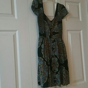 cute spring dress with pockets!