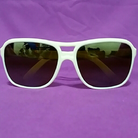 Vuarnet  Accessories - Vuarnet Pearl and polarized sunglasses ??