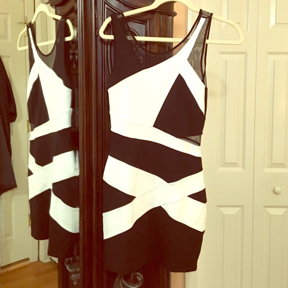 Bebe Bodycon Black and White Dress Sz Xs