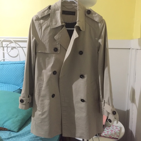 NWOT Zara Trench Coat Khaki