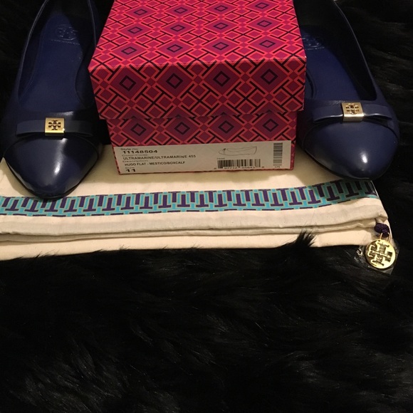 NWT Tory Burch Leather Hugo Flat in Ultramarine - Picture 4 of 4