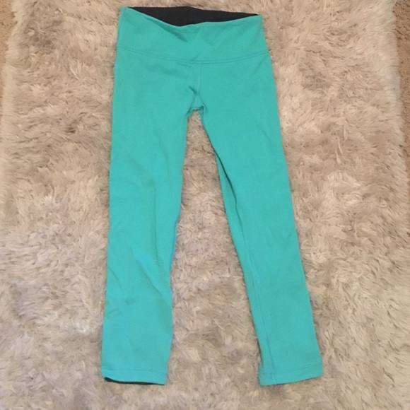 Lulu lemon reversible real and black leggings