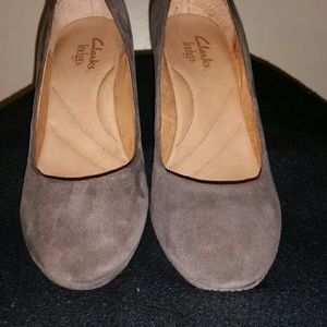 Clarke's Indigo suede heel extra comfy