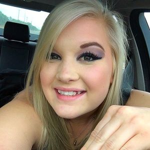 Meet your Posher, Whitney