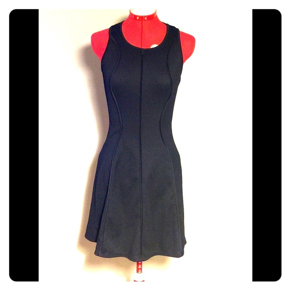 Cute and comfy LBD SZ XS